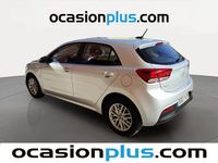 Usado Kia Rio 100 CV (73 kW) 2023 Gris Utilitario