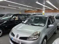 Usado Renault Clio II Exception 105 CV (77 kW) 2008 Gris / plata Berlina