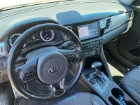 Begagnad Kia Niro 141 HK (103 kW) 2017 Röd SUV