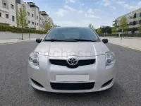 Usado Toyota Auris Luna 97 CV (71 kW) 2007 Beige Utilitario