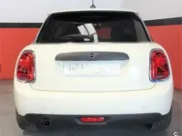 Usado Mini ONE 102 CV (75 kW) 2019 Beige Utilitario