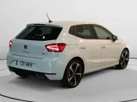 Usado Seat Ibiza FR 150 CV (110 kW) 2024 Gris Utilitario