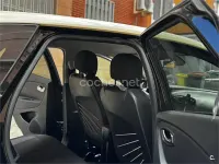 Usado Renault Captur Intens 90 CV (66 kW) 2016 Negro SUV