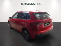 Usado Skoda Kamiq Sport 115 CV (84 kW) 2025 Rojo SUV