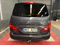 Usado SsangYong Rodius Limited 165 CV (121 kW) 2012 Gris / plata Monovolumen
