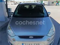 Usado Ford S-MAX Titanium 140 CV (102 kW) 2007 Gris / plata Monovolumen