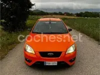 Usado Ford Focus ST 225 CV (165 kW) 2006 Naranja Berlina