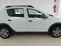 Usado Dacia Sandero Comfort 90 CV (66 kW) 2020 Blanco Berlina