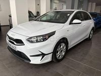 Usado Kia Ceed 136 CV (100 kW) 2023 Blanco Utilitario
