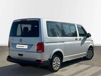 Usado VW Caravelle 110 CV (80 kW) 2021 Plateado Van
