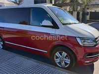 Usado VW Multivan Highline 204 CV (150 kW) 2017 Rojo Monovolumen