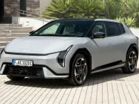 Usado Kia EV4 GT-Line 150 kW (204 CV) 2025 Gris Utilitario
