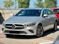 Usado Mercedes CLA250e Shooting Brake 218 CV (160 kW) 2021 Gris / plata Familiar