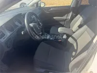 Usado VW Golf VII Advance 110 CV (80 kW) 2016 Blanco Berlina