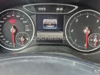 Usado Mercedes B180 109 CV (80 kW) 2017 Gris / plata Monovolumen