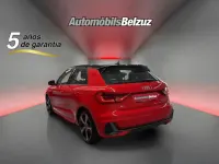 Usado Audi A1 Sportback 110 CV (80 kW) 2022 Rojo Utilitario