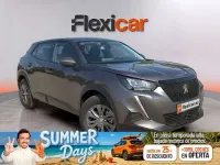 Usado Peugeot 2008 Active 110 CV (80 kW) 2021 Gris SUV