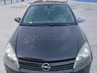 Usado Opel Astra Enjoy 100 CV (73 kW) 2005 Negro Berlina