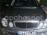 Usado Mercedes E320 Avantgarde 204 CV (150 kW) 2006 Gris / plata Berlina