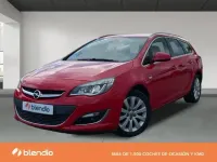 Usado Opel Astra Excellence 136 CV (100 kW) 2015 Rojo
