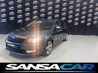 Usado Skoda Octavia Ambition 115 CV (84 kW) 2017 Gris / plata Berlina