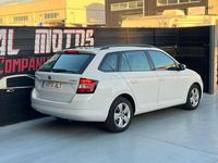Usado Skoda Fabia Style 110 CV (80 kW) 2016 Blanco Familiar