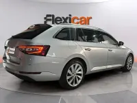 Usado Skoda Superb LAURIN & KLEMENT 190 CV (139 kW) 2018 Gris Familiar