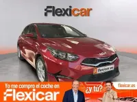 Usado Kia Ceed 136 CV (100 kW) 2023 Rojo Utilitario