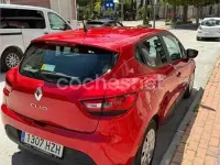 Usado Renault Clio IV Business 75 CV (55 kW) 2014 Rojo Berlina