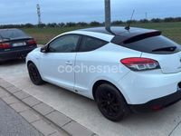 Begagnad Renault Mégane LIMITED 95 HK (69 kW) 2015 Vit Sportkupé