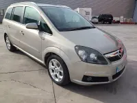 Używany Opel Zafira Enjoy 120 KM (88 kW) 2006 Beżowy Minivan