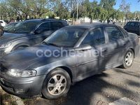 Usado Opel Vectra Elegance 125 CV (91 kW) 2001 Gris / plata Berlina