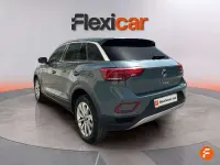 Usado VW T-Roc Business 150 CV (110 kW) 2024 Azul SUV