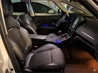 Usado Renault Grand Scénic IV Edition One 130 CV (95 kW) 2017 Blanco Monovolumen