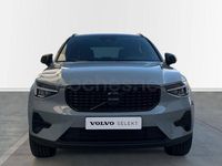Nuevo Volvo XC40 Plus 163 CV (119 kW) 2025 Gris / plata SUV
