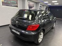 Usado Peugeot 307 90 CV (66 kW) 2006 Negro Berlina