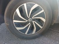 Usado VW Polo 95 CV (69 kW) 2024 Gris humo metalizado Utilitario