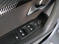 Nuevo Peugeot 2008 Allure 145 CV (106 kW) 2025 Gris SUV