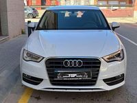 Usado Audi A3 Sportback Attraction 110 CV (80 kW) 2014 Blanco Utilitario