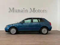 Usado Audi A3 Ambiente 100 CV (73 kW) 2002 Azul Utilitario