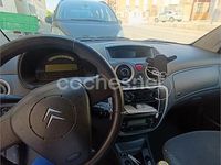 Usado Citroën C2 70 CV (51 kW) 2007 Rojo Utilitario