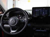 Usado Mazda 2 116 CV (85 kW) 2023 Rojo Utilitario