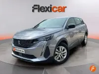 Usado Peugeot 5008 Active 136 CV (100 kW) 2024 Gris SUV