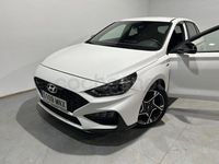 Usado Hyundai i30 N Line 120 CV (88 kW) 2024 Blanco Berlina