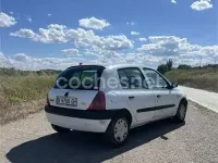 Usado Renault Clio II 65 CV (47 kW) 1998 Blanco Berlina