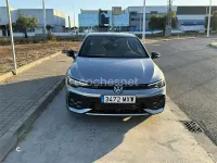 Usado VW Golf VIII GTI 265 CV (194 kW) 2025 Gris / plata Berlina