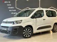 Usado Citroën Berlingo Shine 102 CV (75 kW) 2021 Blanco Monovolumen