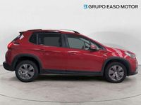 Usado Peugeot 2008 Signature Sky 110 CV (80 kW) 2019 Rojo SUV