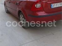 Usado Ford Focus Trend 115 CV (84 kW) 2006 Rojo Berlina