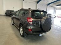 Usado Toyota RAV4 Active 150 CV (110 kW) 2010 Gris / plata SUV